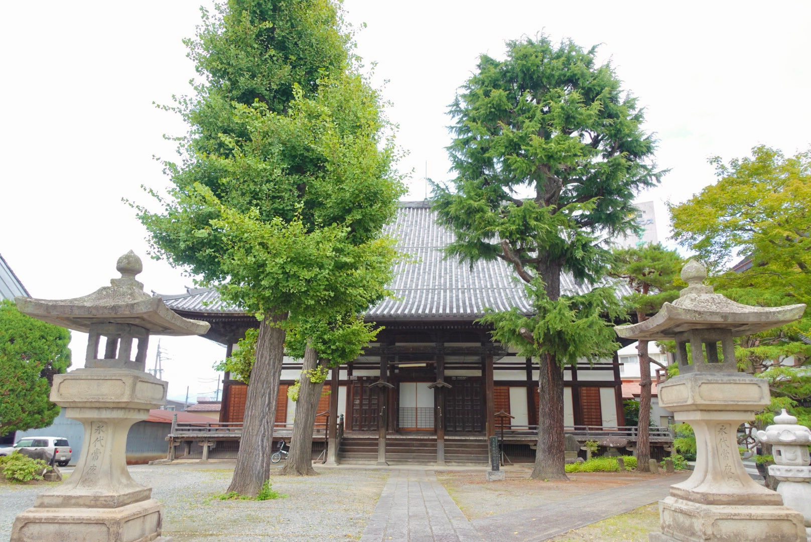 浄土真宗本願寺派 白鳥山 康楽寺 | 長野県 長野市